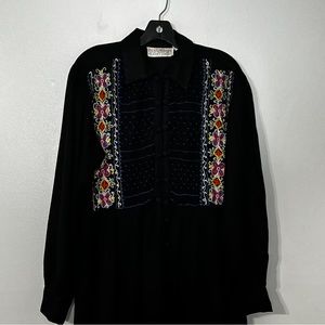 Vintage Passports Pier 1 Imports Women’s M Black Embroidered Maxi Dress